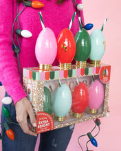 Load image into Gallery viewer, Holiday Bulb Drink Sipper Set

