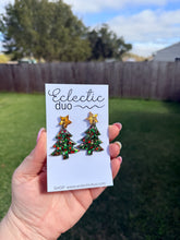 Load image into Gallery viewer, Shimmerland Sparkle Box-December 25
