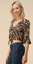 Load image into Gallery viewer, Tiger Stripe Print Ruffle Crop Top
